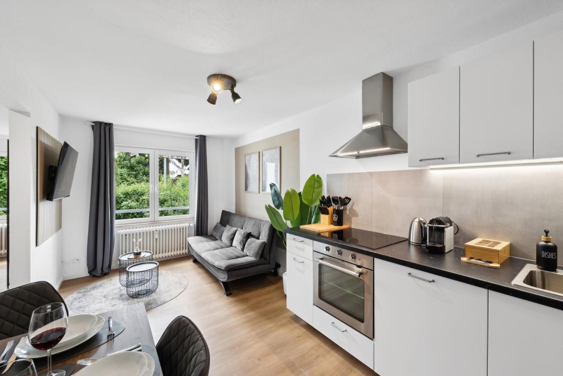Andriss - Kaiserberg Apartments - Kitchen - Wifi - Parking Kaiserslautern Zimmer foto
